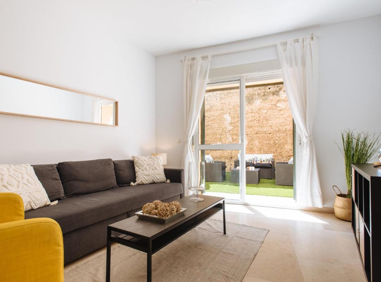 Sol Suite Apartment With Garden إشبيلية المظهر الخارجي الصورة