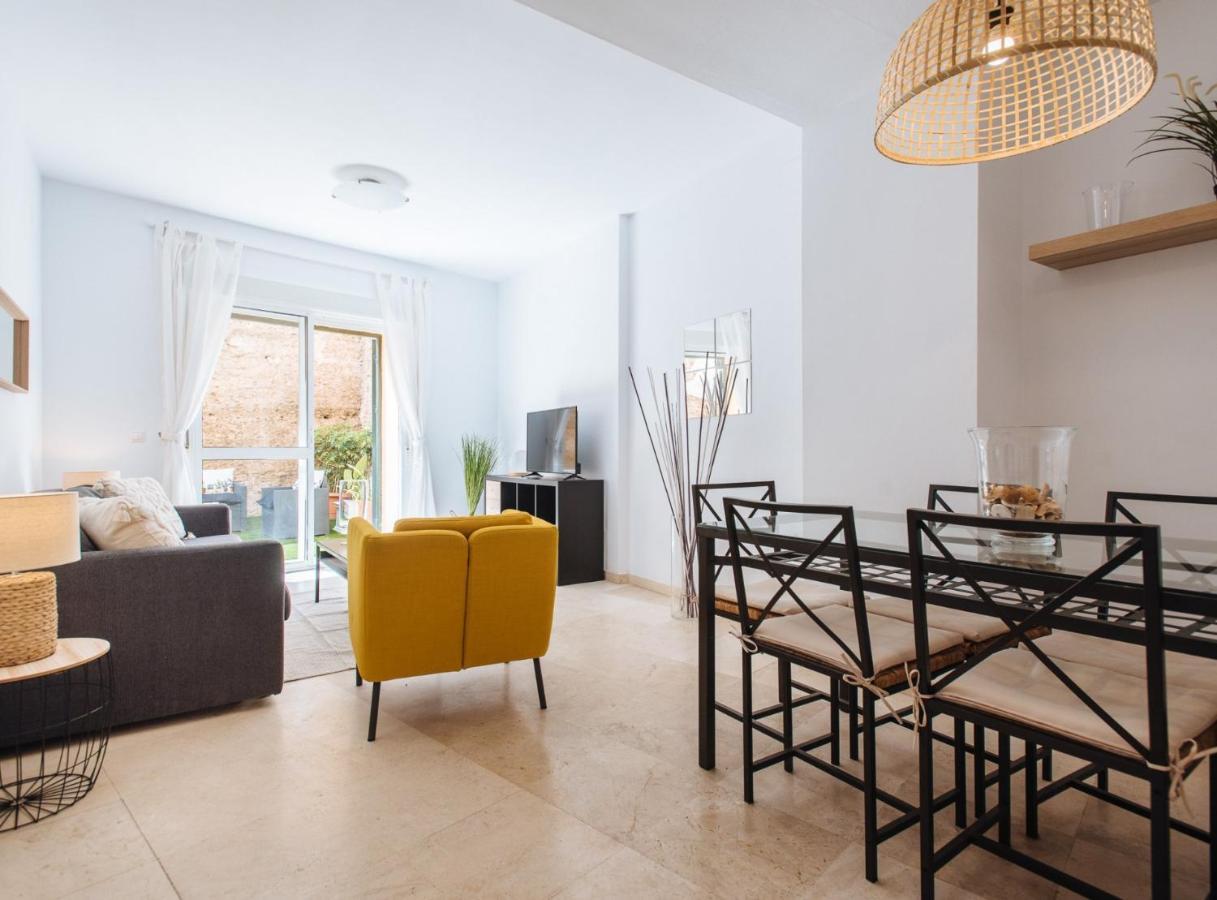Sol Suite Apartment With Garden إشبيلية المظهر الخارجي الصورة