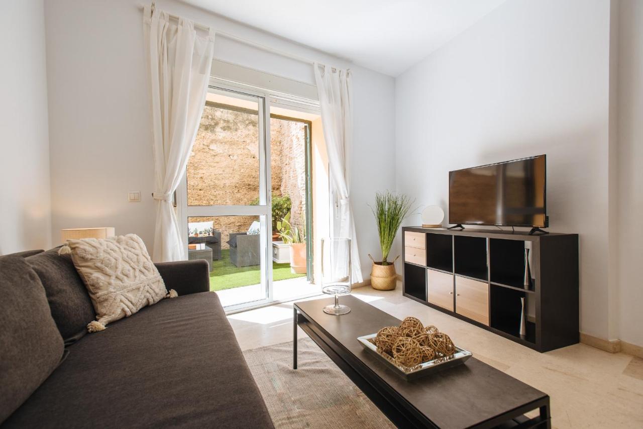 Sol Suite Apartment With Garden إشبيلية المظهر الخارجي الصورة